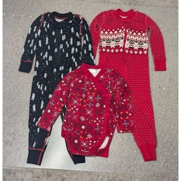 Hanna Andersson Other - Lot of 3 Winter Hanna Andersson zip sleepers/ L/S Bodysuit 18-24 months 80cm